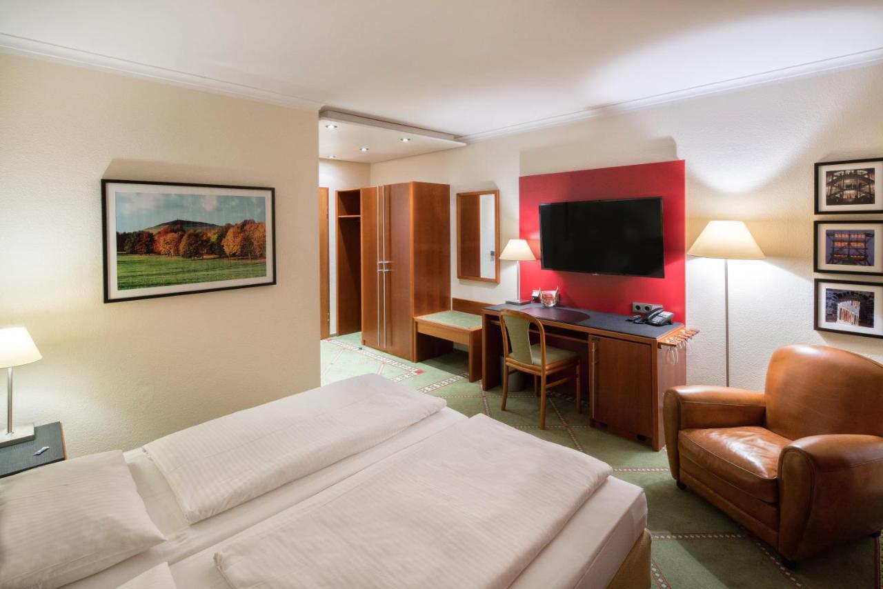 Hotel Buerer Hof Gelsenkirchen Bagian luar foto
